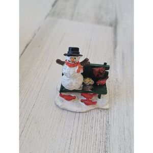 Snowman red cardinal bird feed bench village accessory‎ xmas